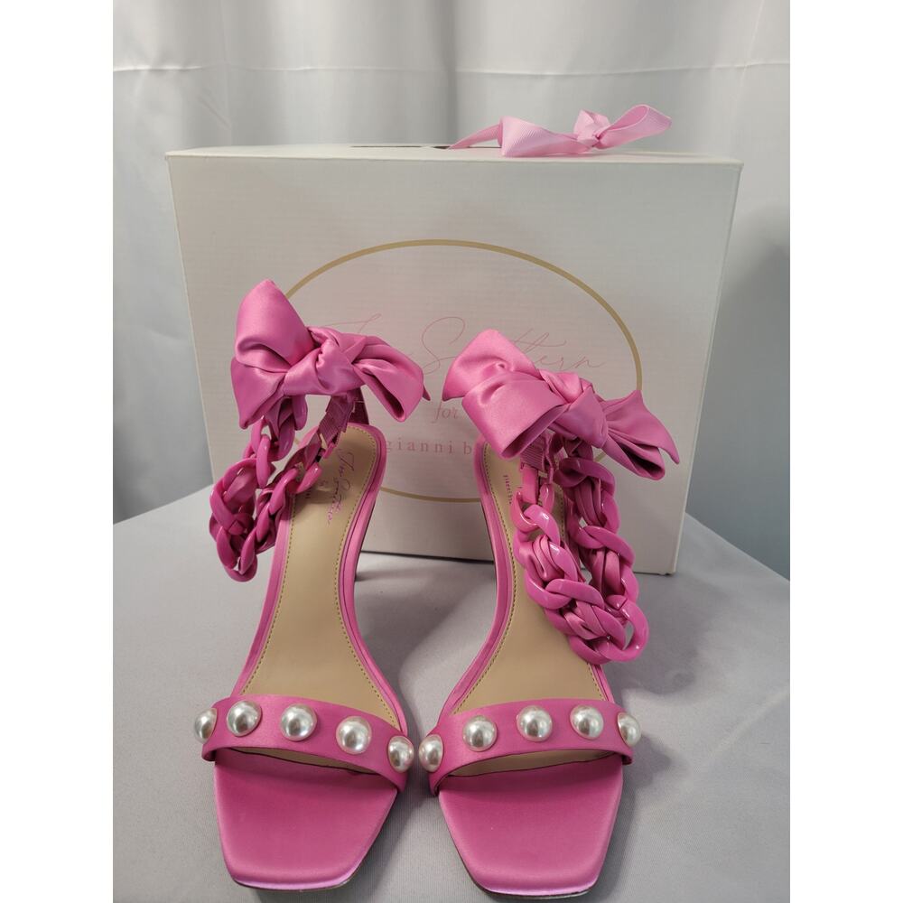 Gianni Bini | Pearl & Chain Satin Sandals - New (with orig box)- Size 8 - Picture 2 of 2